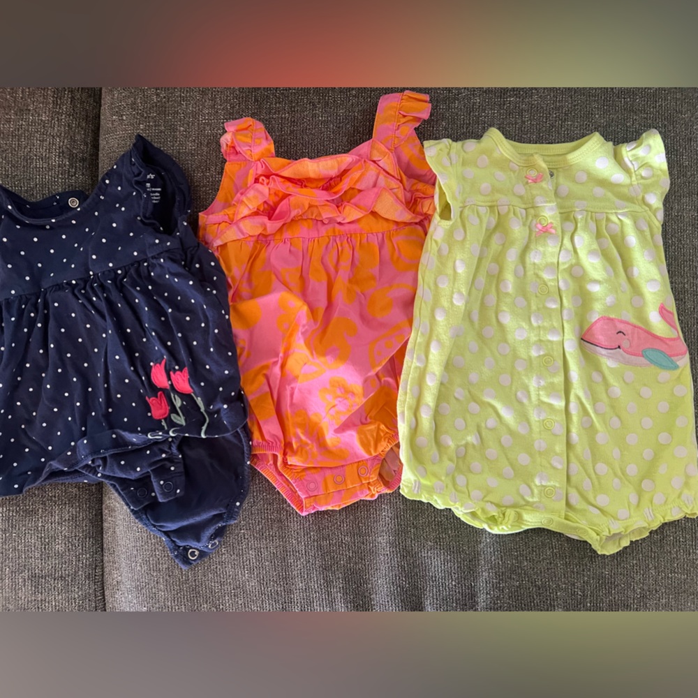 Carters 9m girls bundle